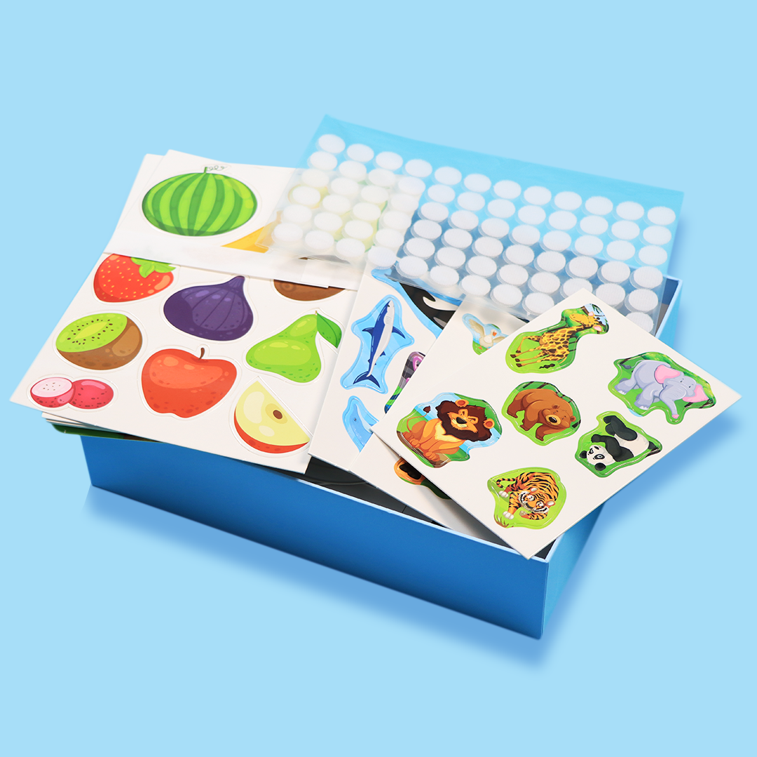 لوحات تمثّل الحيوانات والفواكهة والخضار